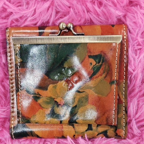 New Patricia Nash Floral Leather Wallet - Orange and Green - Picture 2 of 5
